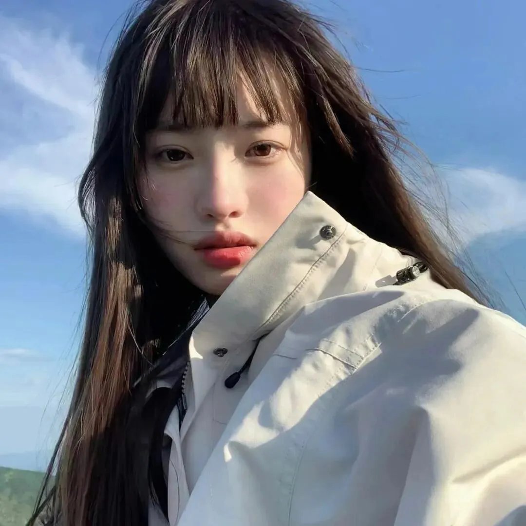 彩云封面